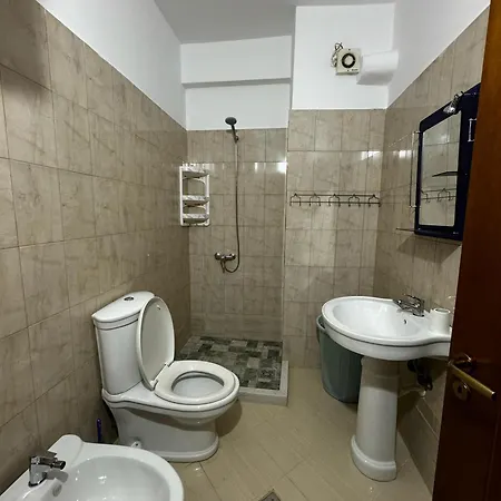 Totos Place